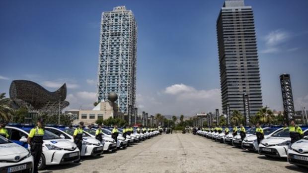 La Guardia Urbana de Barcelona se pasa a los coches híbridos