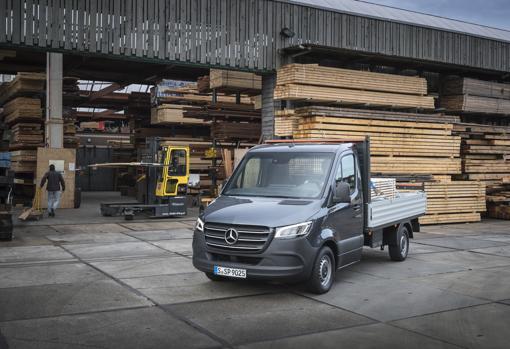 Mercedes Benz Sprinter: más versátil y conectada