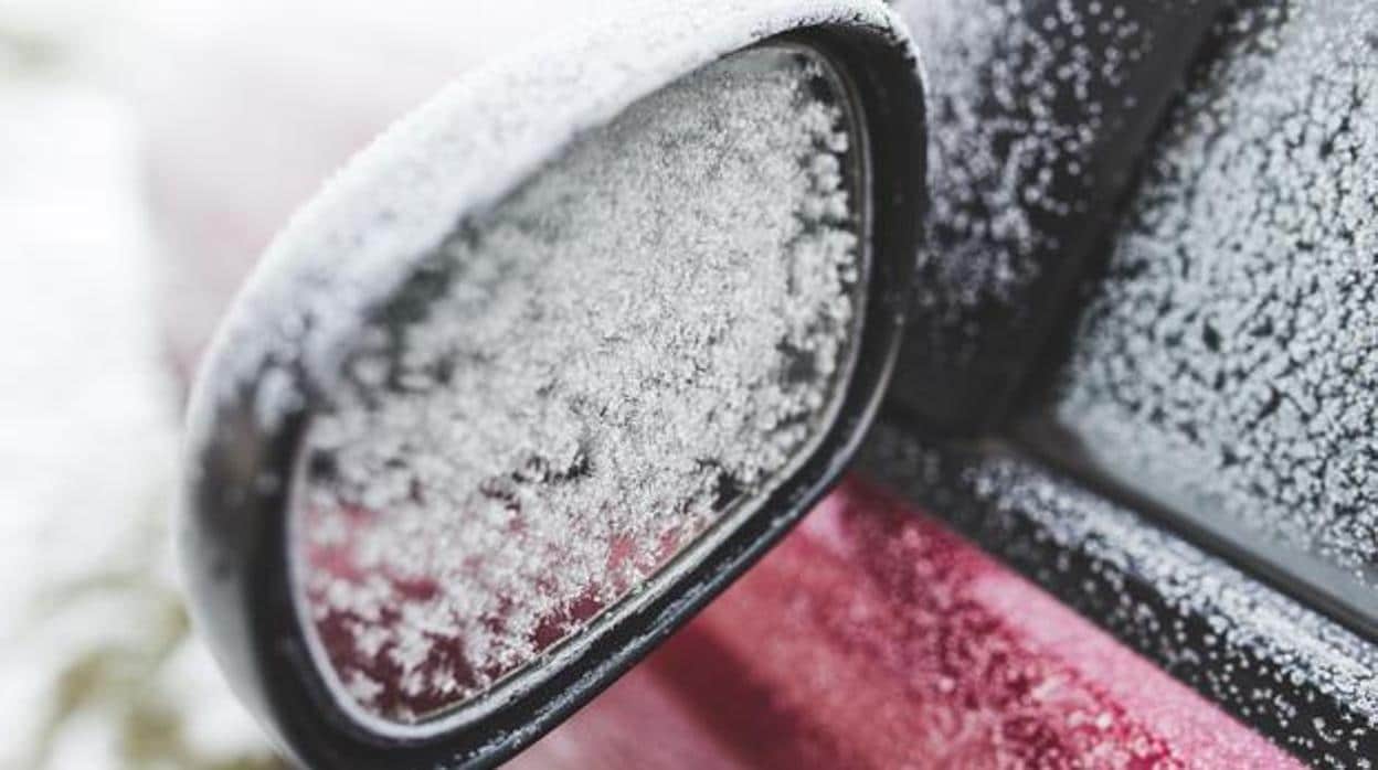 Recomendaciones para cuidar tu coche si está parado en invierno