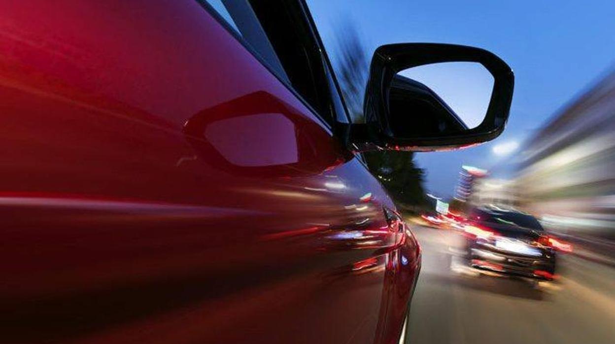 Algunas de las infracciones en coche más peligrosas y su correspondiente multa