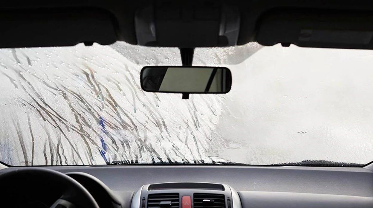 Utilizamos bien los repelentes de lluvia en los cristales de nuestros  vehículos?