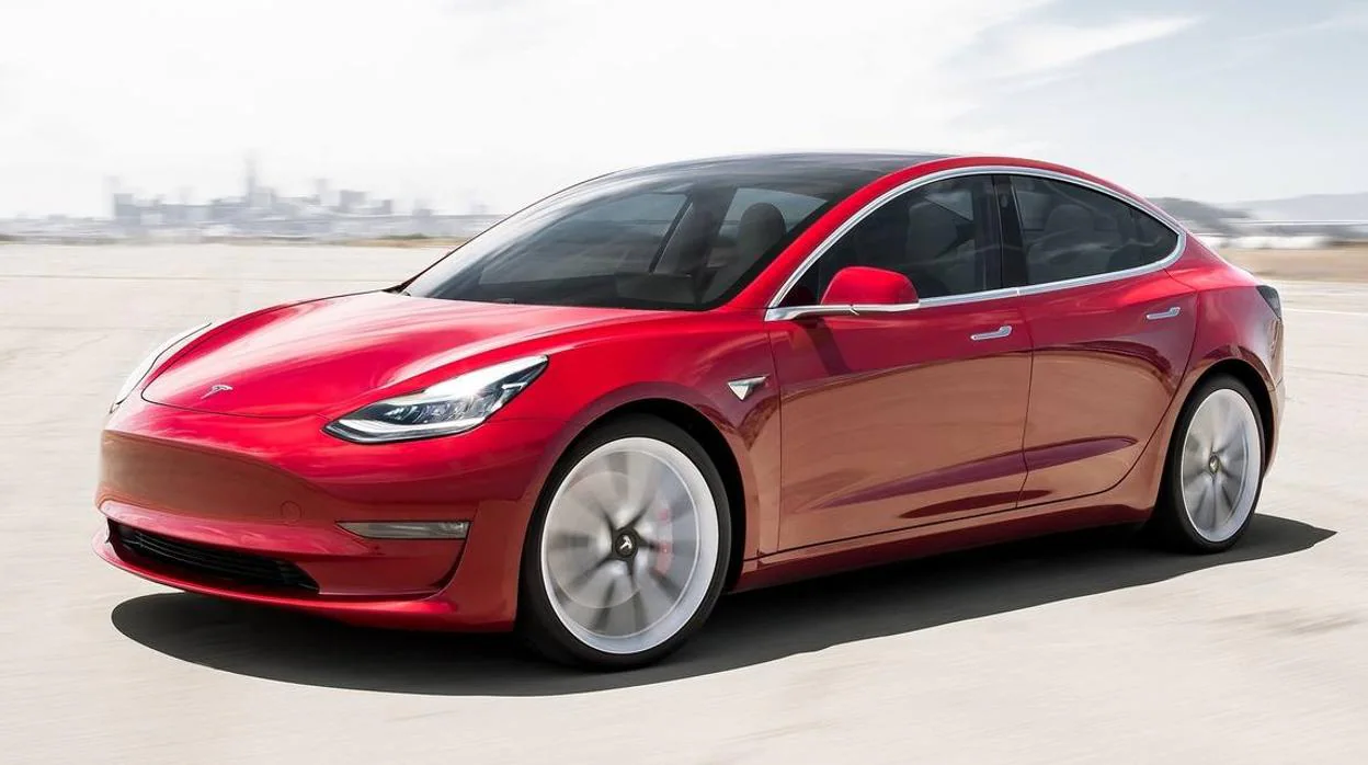 Tesla ya vende su modelo más barato... aunque no podrás comprarlo como otros coches