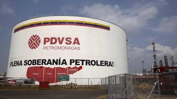 Venezuela: el país con más reservas de petróleo donde no se puede repostar gasolina