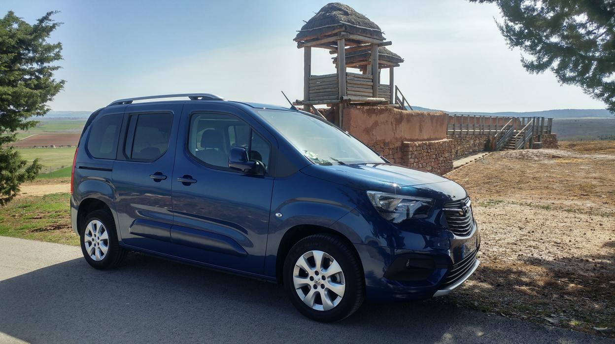 Opel Combo Life Innovation 1.5TD 130 MT6: espacio, practicidad y ahorro