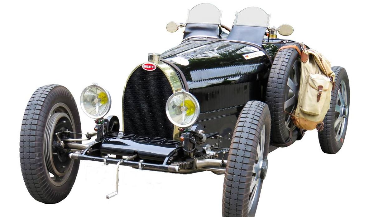 Bugatti desvela el misterio del huevo o la herradura 110 años después