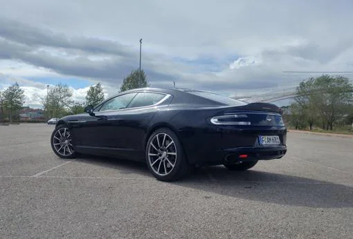 Aston Martin Rapide S: lujo y refinamiento para cuatro