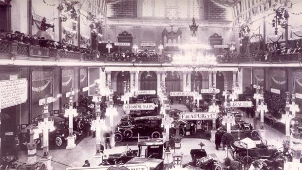 Las 40 ediciones del Salón Internacional del Automóvil de Barcelona, en cifras