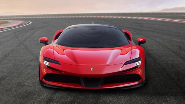 SF90 Stradale: 1.000CV para el primer híbrido enchufable de Ferrari