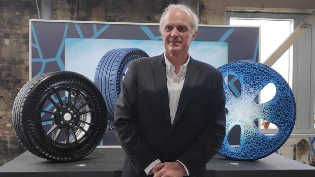 Florent Menegaux (Michelin): «El neumático del futuro se debería poder comer»