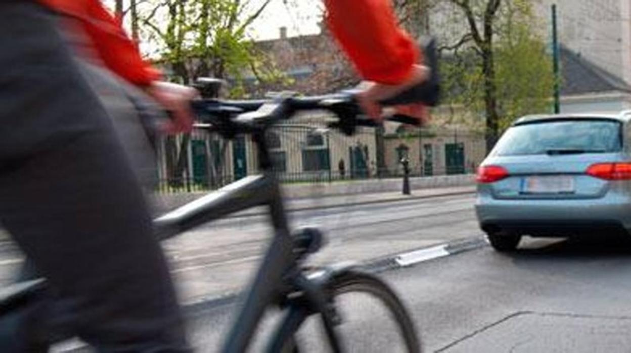 Desmontando mitos: El 86% de los conductores respeta la distancia de seguridad al adelantar a un ciclista