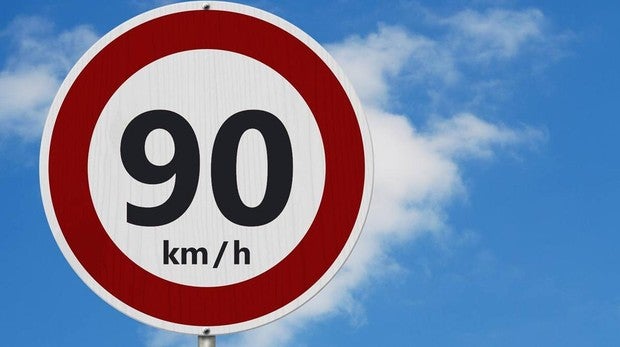 Estas son las multas por superar los 90 km/h en carreteras convencionales