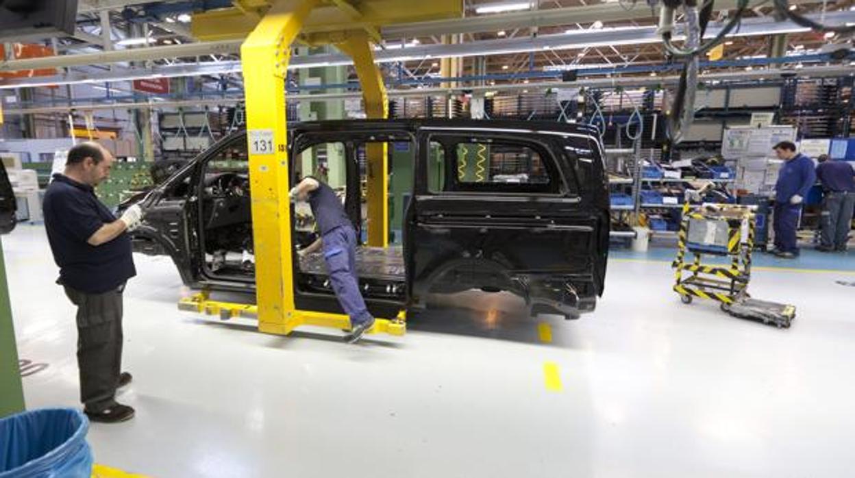 Nuevo recorte en la producción de Mercedes Vitoria, que fabricará 4.300 unidades menos en 2019