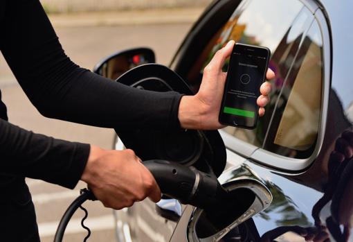 El plan de Porsche para acabar con los inconvenientes del coche eléctrico