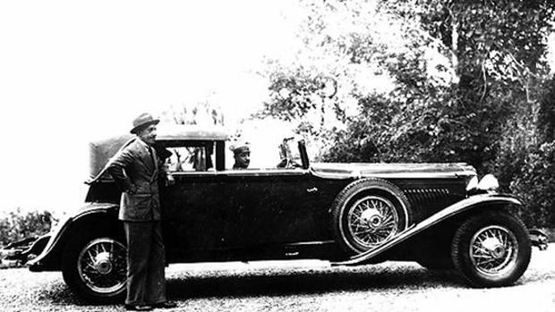 Los coches más importantes en la Historia de España (III): Duesenberg J, el deportivo que llevó a un Rey al exilio