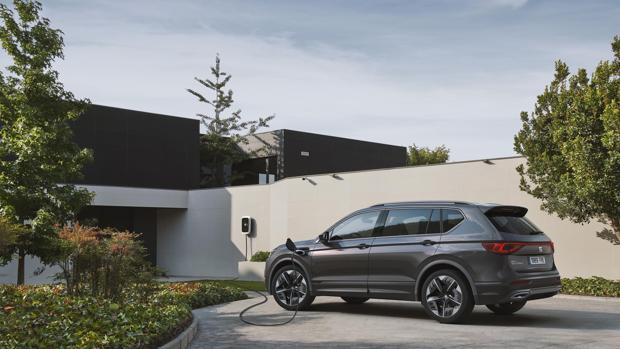 Seat Tarraco FR PHEV: llega el Tarraco más potente de la gama con una autonomía de más de 50 kilómetros