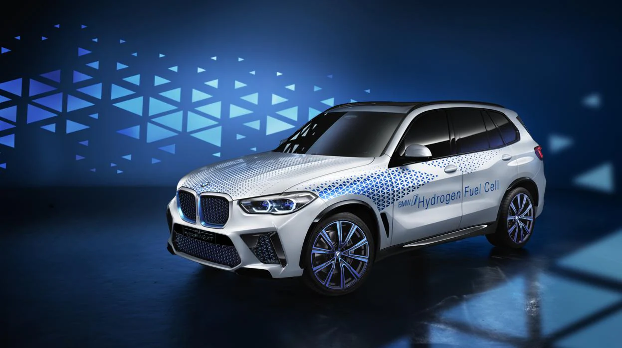 BMW apuesta por el coche de hidrógeno con un X5 «cero emisiones»