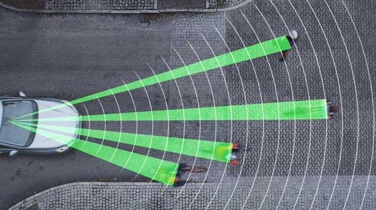 Sistema de detección de peatones y ciclistas de Volvo