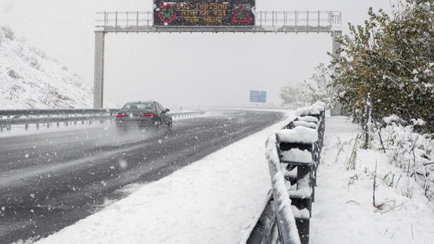 Los cuatro colores que indican la intensidad de una nevada en carretera