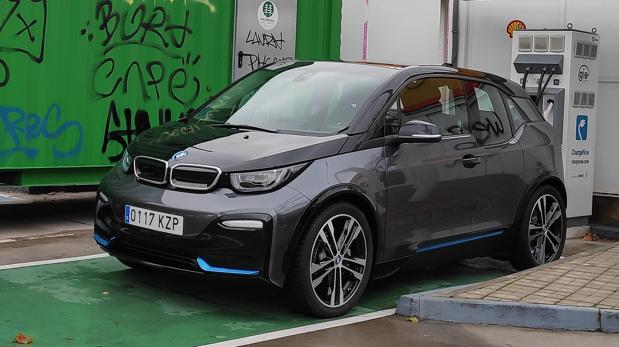 BMW i3s 2019: eléctrico, perfecto para la ciudad y con extra de «chispa»