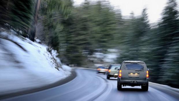 El peligro invisible de la carretera: normas para conducir por debajo de los 3 grados