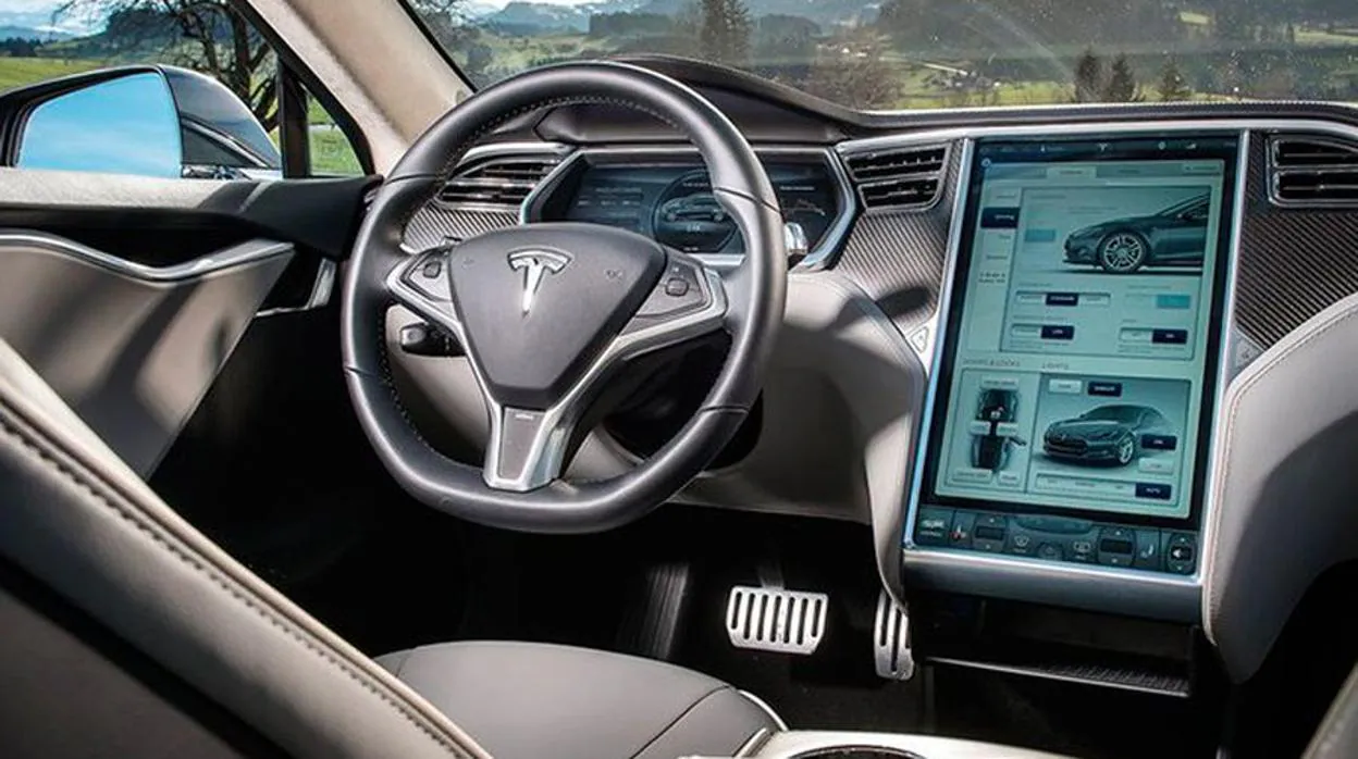 El actual puesto de conducción de un Tesla Model S
