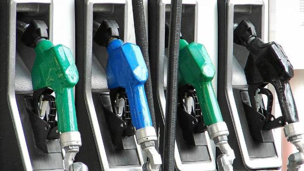 Las gasolineras, con un descenso en las ventas del 80%, garantizan el abastecimiento