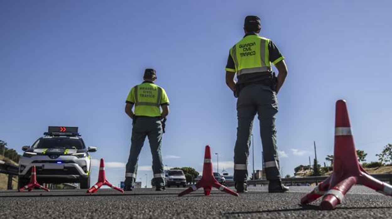 Por qué es importante no moverse en coche para evitar propagar el coronavirus