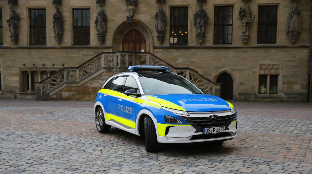 La policía europea se enchufa al Hyundai Nexo