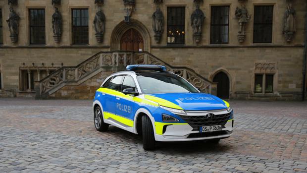 La policía europea se enchufa al Hyundai Nexo