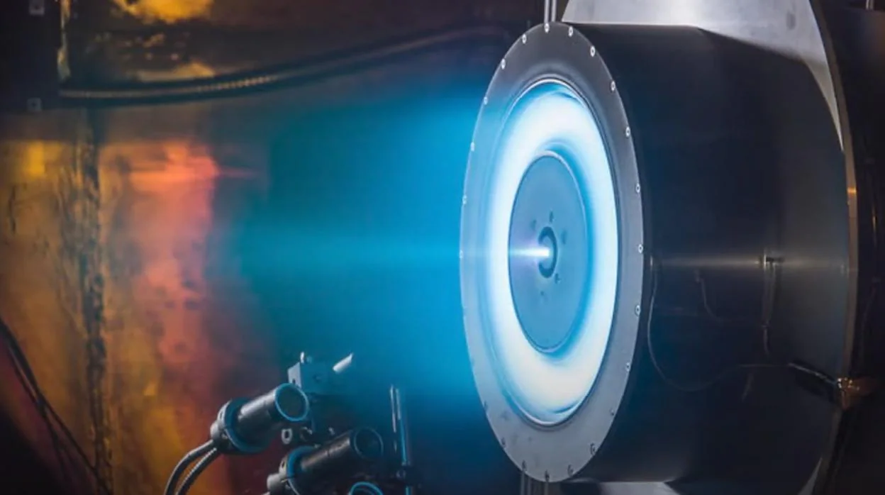 Imagen del nuevo motor de plasma para realizar misiones espaciales más baratas, eficientes y duraderas