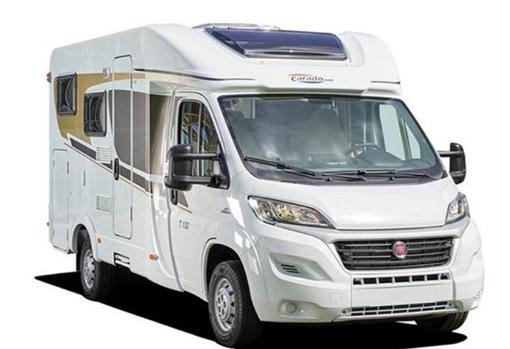 Furgonetas camper y caravanas para unas vacaciones sobre ruedas