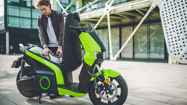 El Gobierno paraliza el mercado de la moto eléctrica por un resquicio en las ayudas