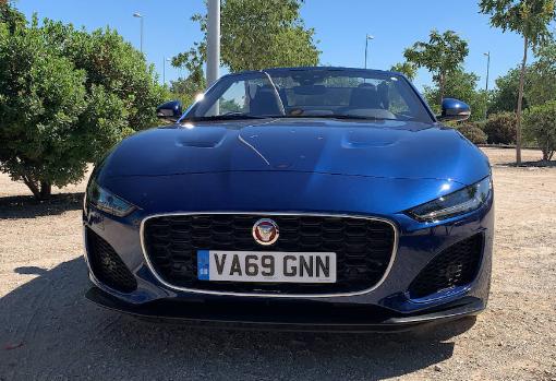 F-Type convertible: al volante de un inconfundible Jaguar