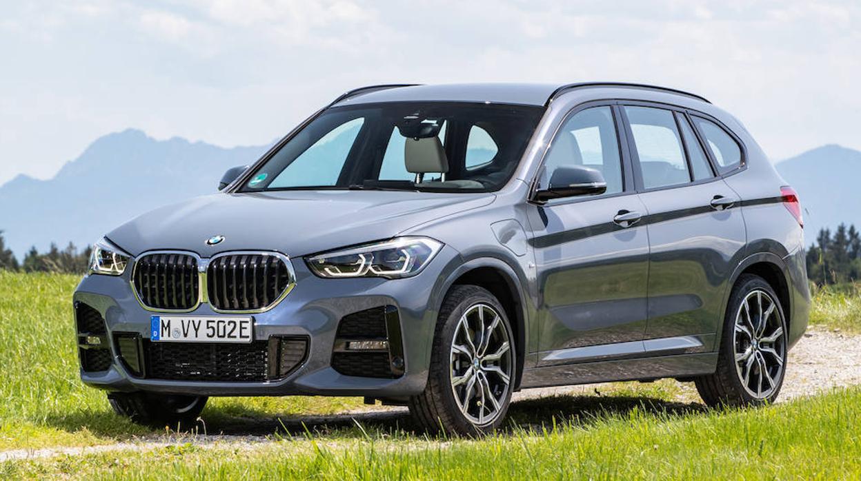 Nuevos BMW X1 y X2 híbridos enchufables: hasta 57 kilómetros de autonomía eléctrica