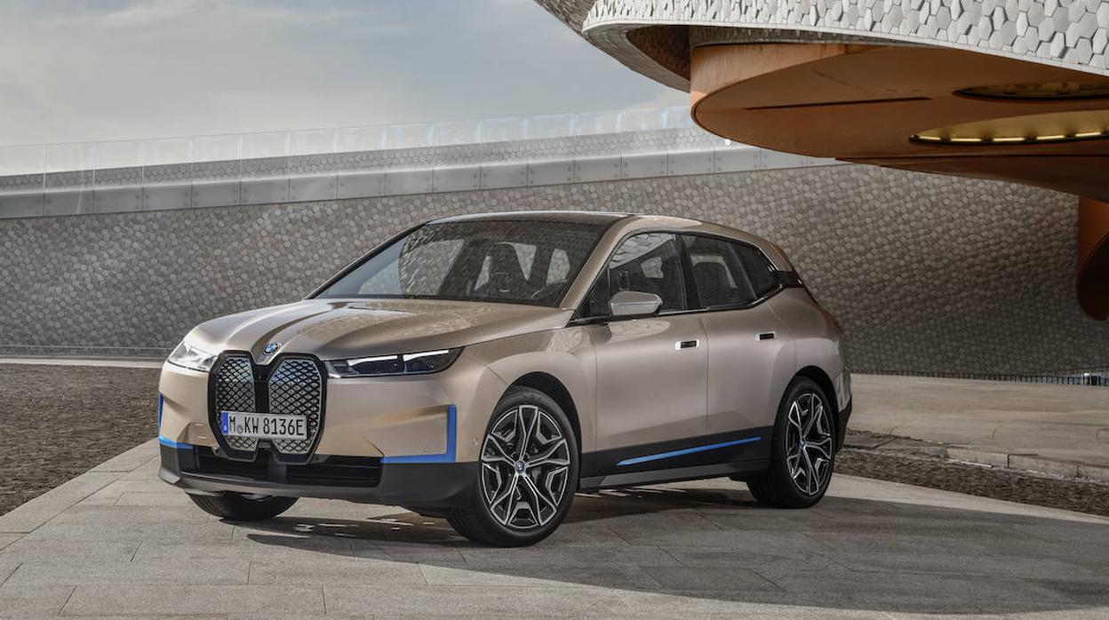 iX, el nuevo buque insignia eléctrico de BMW
