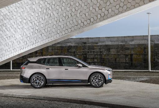 iX, el nuevo buque insignia eléctrico de BMW