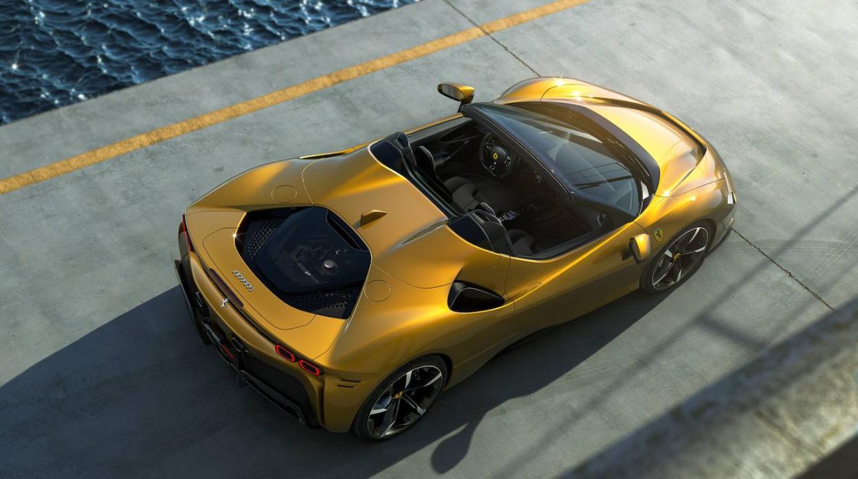 SF90 Spider, el primer enchufable a cielo abierto de Ferrari