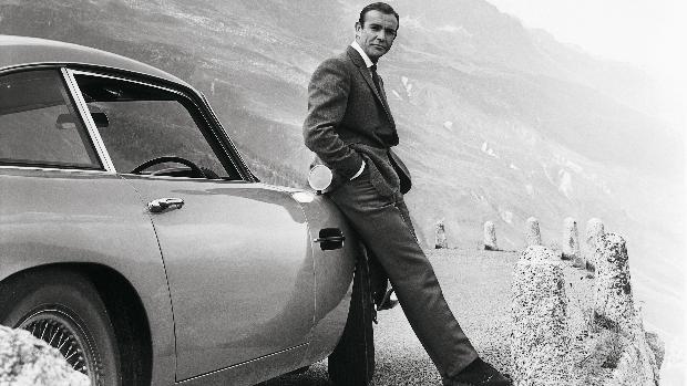 Bond y el Aston Martin DB5, el idilio que nació en «Goldfinger»