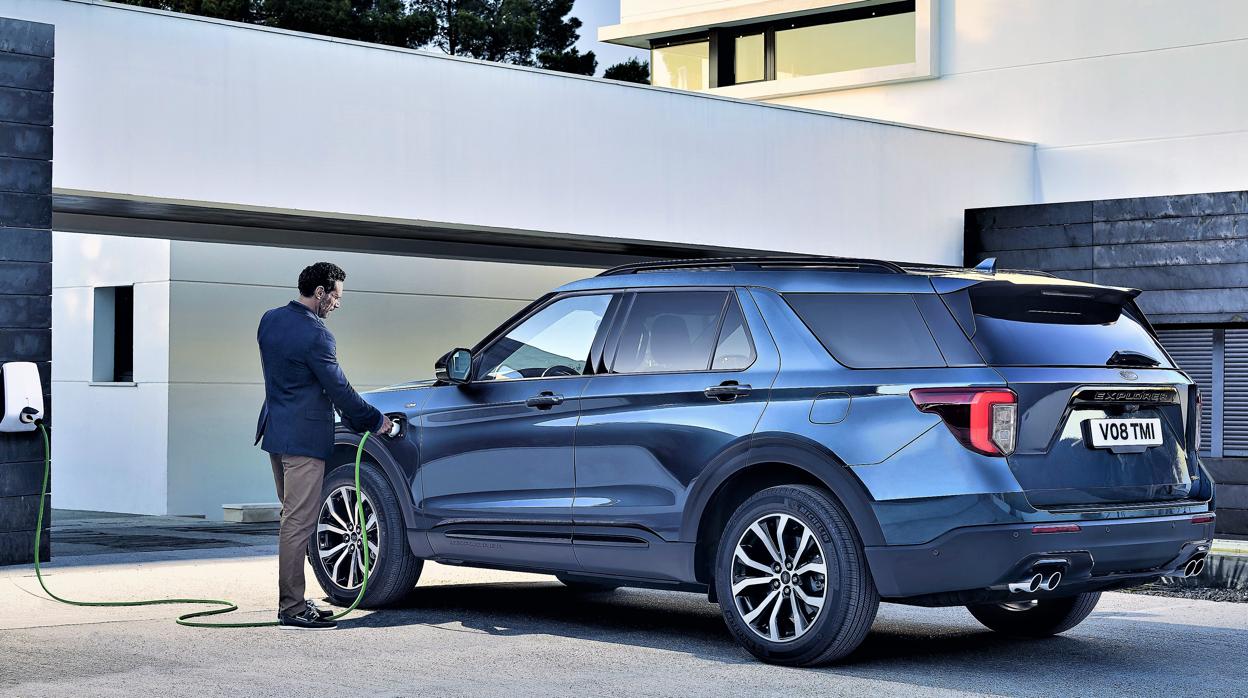 El nuevo Ford Explorer Plug-In Hybrid, en diez claves