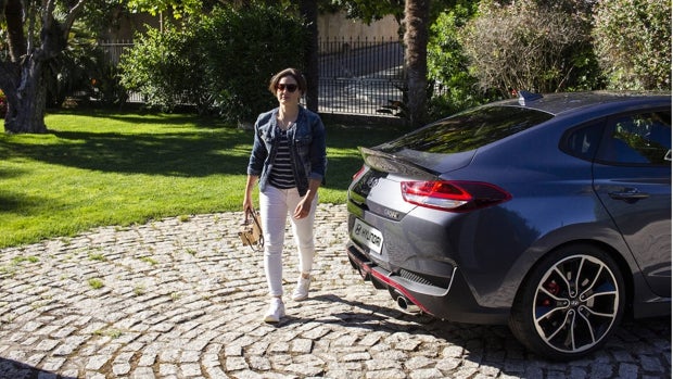 El coche de Ana Carrasco: «Suelo usar colores que no llamen mucho la atención»