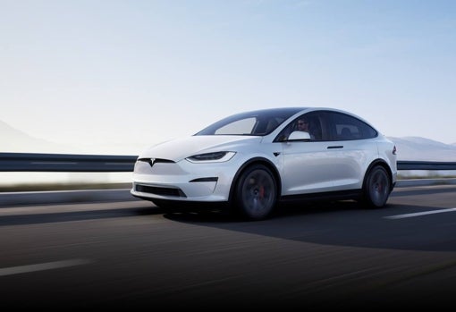 Nuevos Tesla Model S y X: «medio volante» y 800 kilómetros de autonomía