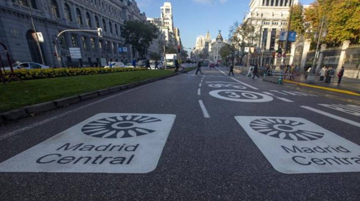 Anulan 28 multas de Madrid Central a un mismo conductor porque no le habían avisado