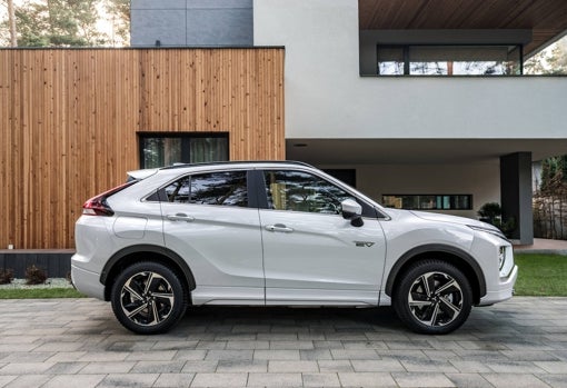 Mitsubishi Eclipse Cross PHEV, el enchufable que llega en el mejor momento