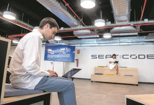 Las marcas automovilísticas se arman para la revolución del software