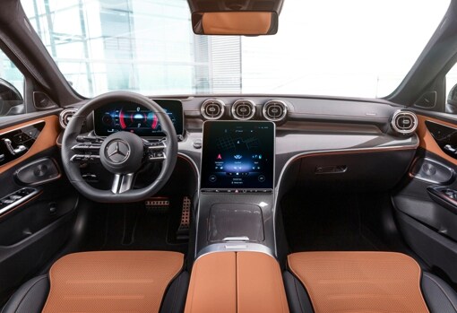 Mercedes-Benz Clase C: con el confort y asistencia del conductor por bandera