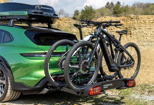 Taycan Cross Turismo, un crossover eléctrico para disfrutar también cuándo el asfalto se acaba