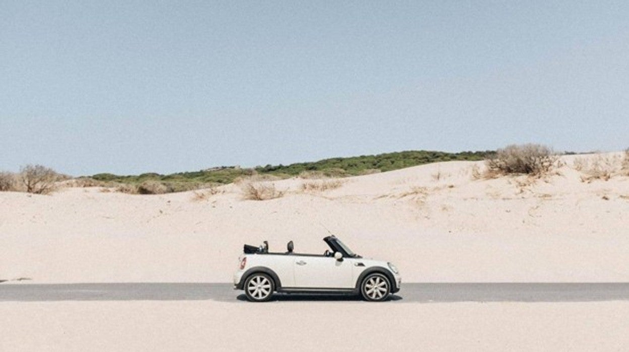 Elementos a revisar en profundidad si has estado con el coche en la playa