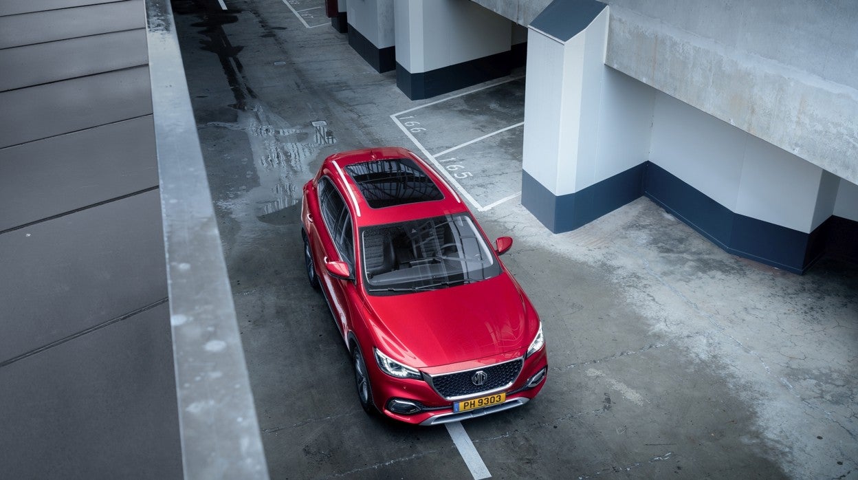 El MG EHS se convierte en uno de los SUV híbridos enchufables más asequibles