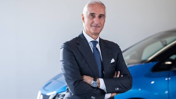 «En la estrategia de Nissan no entran los híbridos enchufables»