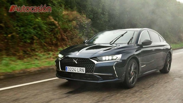 DS9: probamos la versión PHEV de la berlina francesa